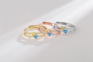 Three-color double-layered rings with heart gemstones and adjustable open bands