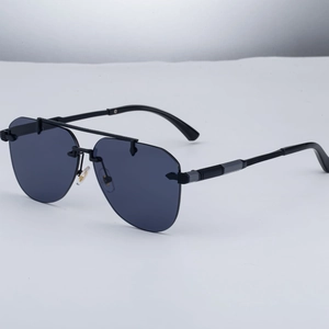 Frameless pilot sunglasses for men with textured double bridge and dark lenses