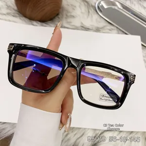 Detail showing square black acetate frame and photochromic lens of model 95019