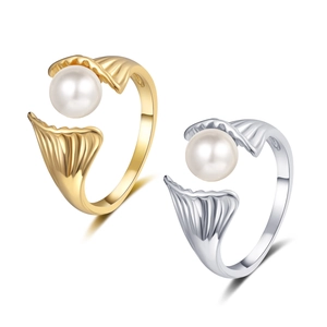 Elegant shell-inspired open rings with pearl accent in gold and silver finish