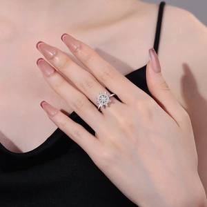 Rotating stainless steel compass ring with colorful zircons for anxiety relief