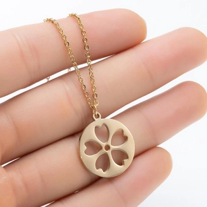 Hohl Kirschblüten Anhänger Halskette 18K Vergoldet Edelstahl Runde Scheibe Sakura Blume Minimalistischer Schmuck Für Damen