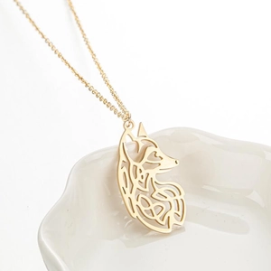 Collier Pendentif Tête De Loup Acier Inoxydable Ajouré Noeud Celtique Tribal Bijoux Animaux Pour Femmes