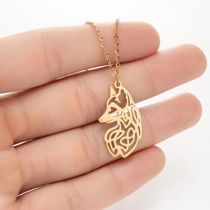 Collier minimaliste en acier inoxydable doré 18K avec pendentif renard évidé pour femme