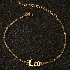 Bracelet de cheville avec pendentif lettre Leo gothique en or brillant et chaîne réglable