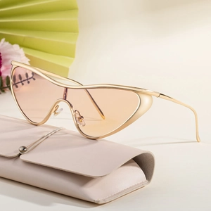 2025 Trendy cat eye sunglasses with gold metal frame and amber lenses for women