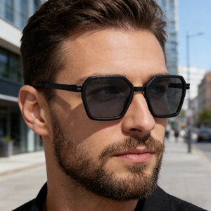 Men's square polarized sunglasses with black frames and metal temples for high-end fashion