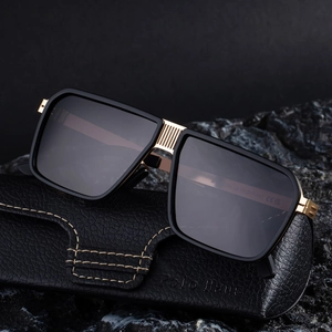 Polarized square sunglasses in black and gold with a premium textured leather case