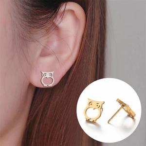Minimalist stainless steel owl stud earrings for women in silver and gold finishes