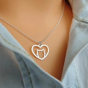 Collier mignon avec pendentif cœur et chat ajouré en acier inoxydable pour femme