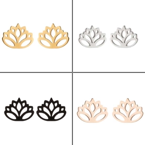 Boucles d'oreilles lotus évidées en finitions or, argent, noir et or rose chic