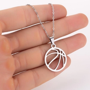 Silberne hohle Basketball-Anhänger-Halskette mit Gliederkette für Sportbegeisterte