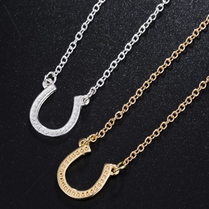 U-förmige Hufeisen-Halsketten für Damen in Gold und Silber mit Glücksbringer-Anhänger