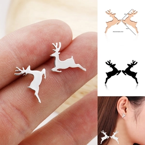 Reindeer Stud Earrings Stainless Steel Small Animal Deer Shape Christmas Holiday Jewelry For Women Minimalist Fashion