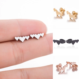 Triple Linked Heart Stud Earrings Stainless Steel High Polish Chic Graduated Heart Jewelry For Women Girls Romantic