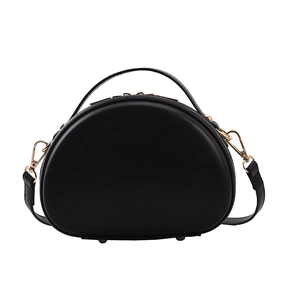 Borsa a tracolla vintage nera a conchiglia con manico superiore e dettagli oro