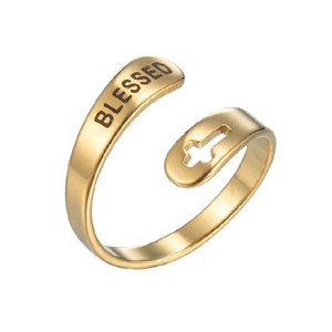 Bague ouverte dorée en acier inoxydable avec gravure BLESSED et motif croix