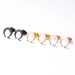 Boucles d'oreilles croissants de lune minimalistes en acier noir, doré et or rose par lots