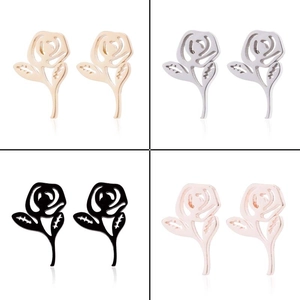 Comparaison détaillée des boucles d'oreilles roses creuses en finitions or, argent et noir