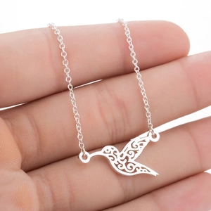 Hummingbird Pendant Necklace Stainless Steel Hollow Out Origami Bird Design Minimalist Elegant Jewelry For Women Girls