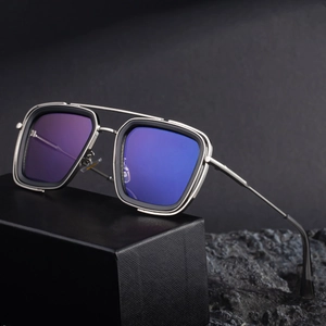 Retro square metal sunglasses for men featuring a double bridge and gradient lenses