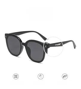 Detail view of square frame polarized sunglasses with silver metal temple decoration