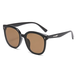 Polarized square sunglasses for men with black frame and brown lenses for outdoor driving