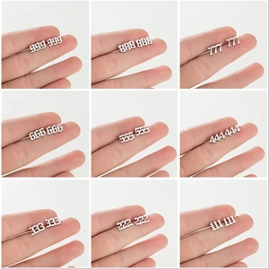 Lot de boucles d'oreilles en acier inoxydable avec chiffres angéliques 111-999 en argent