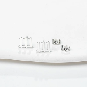 Boucles d'oreilles chiffre des anges 111 style gothique en acier inoxydable poli