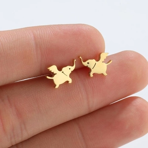 Boucles D'oreilles Éléphant Acier Inoxydable Animal Volant Avec Ailes Mignon Dessin Animé Nouveauté Mode Pour Femmes