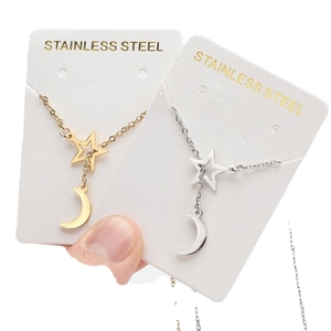 Ensemble de colliers minimalistes en acier inoxydable avec pendentifs étoile et lune dorés et argentés
