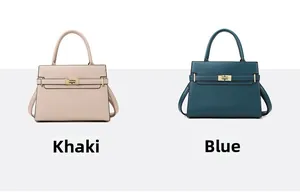 Détail de sacs à main kaki et bleu avec fermoirs rotatifs en métal et poignées sur le dessus