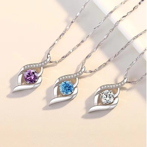 Cupid Pfeil Anhänger Halskette Versilbertes Kupfer Rund Zirkonia Eleganter Schmuck Accessoire Für Damen Valentinstag Geschenk