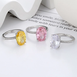Ensemble de trois bagues réglables en argent avec zircons ovales roses jaunes et blancs