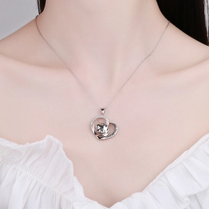 Collier licorne en argent avec pendentif cœur serti de strass et gravure romantique