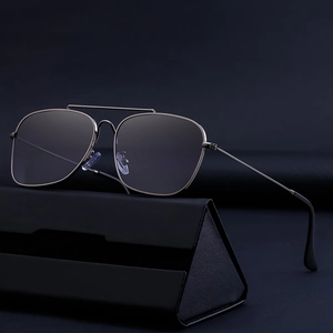 Classic pilot square sunglasses with dark grey metal double bridge and leather case