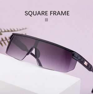 Détails de lunettes de soleil carrées avec verres dégradés violets et décor doré