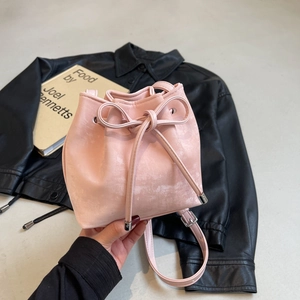 Sac Seau Pour Femmes Cuir PU Nœud Cordon Bandoulière Sac À Épaule Mode Coréenne Chic Tendance Décontracté