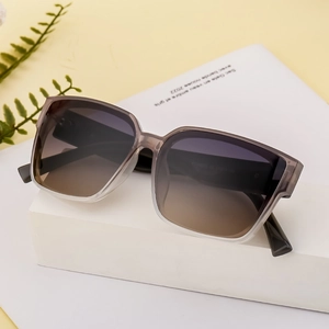 Chic square oversized sunglasses with gradient lenses and transparent grey frames for women