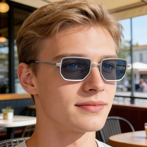 Retro Square Metal Frame Sunglasses UV400 Protection Men Women Fashion Shades Outdoor Driving Eyewear