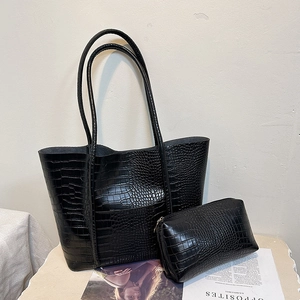Crocodile Embossed PU Leather Tote Bag Large Capacity Women Shoulder Handbag With Matching Inner Pouch Magnetic Closure Chic