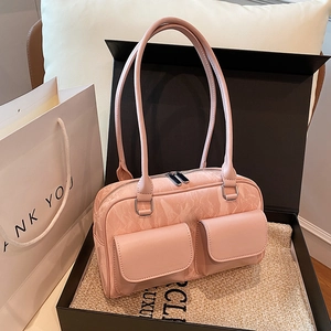 Pink niche shoulder bag with dual pockets and marble texture in a black gift box