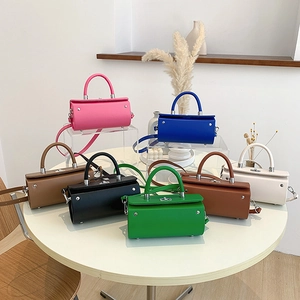 Sac À Bandoulière Tonneau En Cuir PU Pour Femmes Sac À Main Cylindrique À La Mode Avec Serrure En Métal Argenté Et Bandoulière Amovible