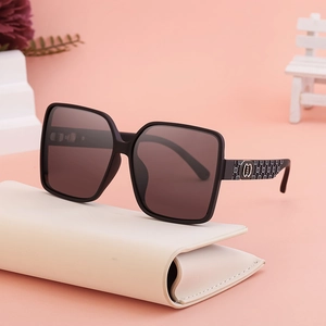 Premium black polarized square sunglasses for women with case on pink background