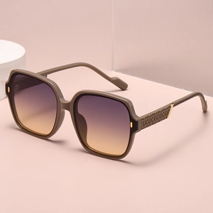 Brown square polarized sunglasses with gradient lenses and braided texture temples