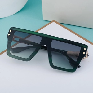 Polarized oversized square sunglasses with deep green frame and grey gradient lenses