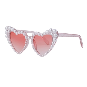 Modische herzförmige Sonnenbrille mit rosa Verlaufgläsern und perlenbesetztem Rahmen