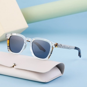 Retro square sunglasses with clear acetate frame and engraved silver metal temples