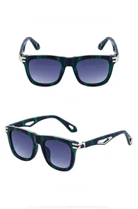 Detail view of C5 green marble frame sunglasses with gradient gray lenses and golden metal