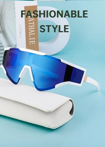 Lunettes de soleil de sport à miroir bleu avec monture blanche et étui en cuir